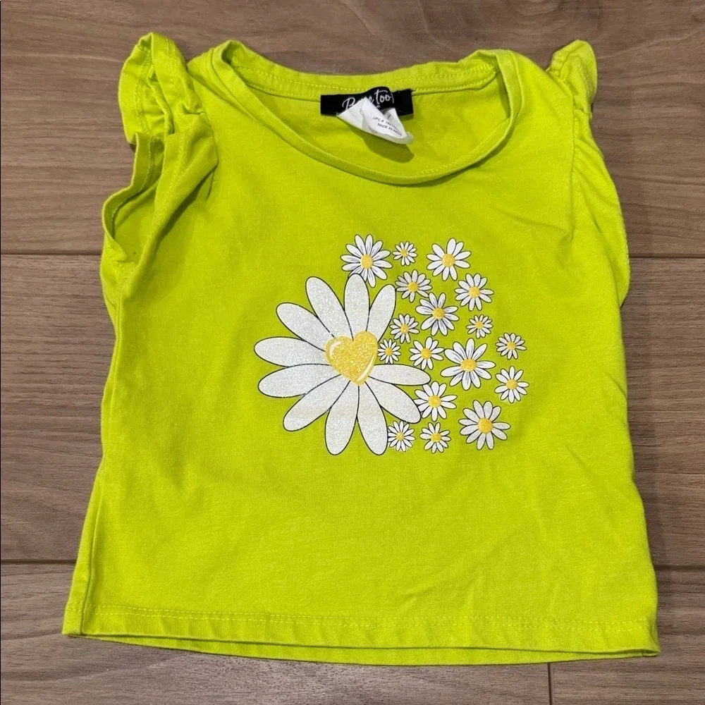 Green Daisy Top and Blue Floral Shorts Set